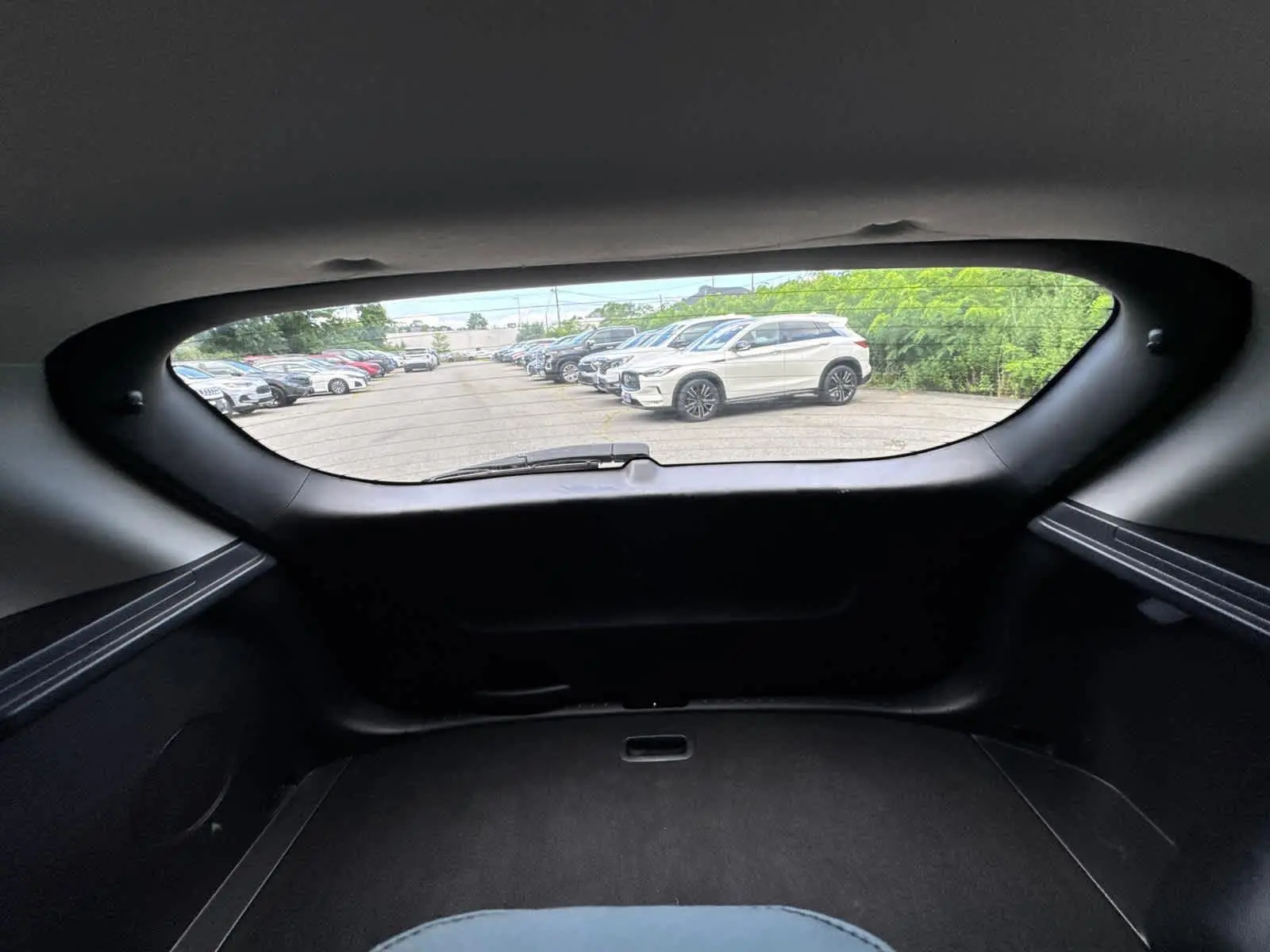 2024 Kia Seltos SX photo 32