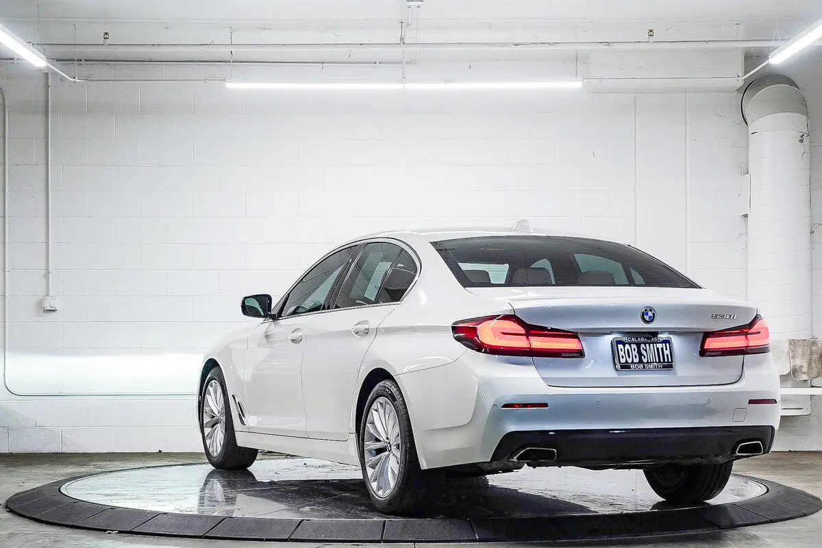 2022 Bmw 530i 5-Series photo 4