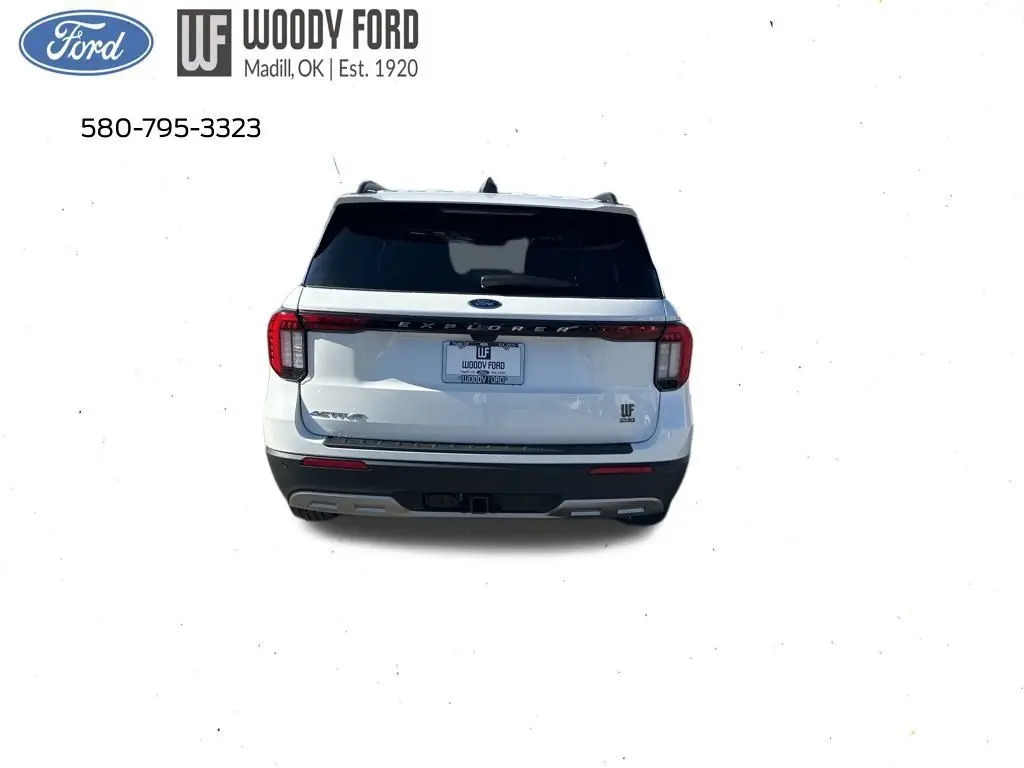 2026 Ford Explorer photo 3