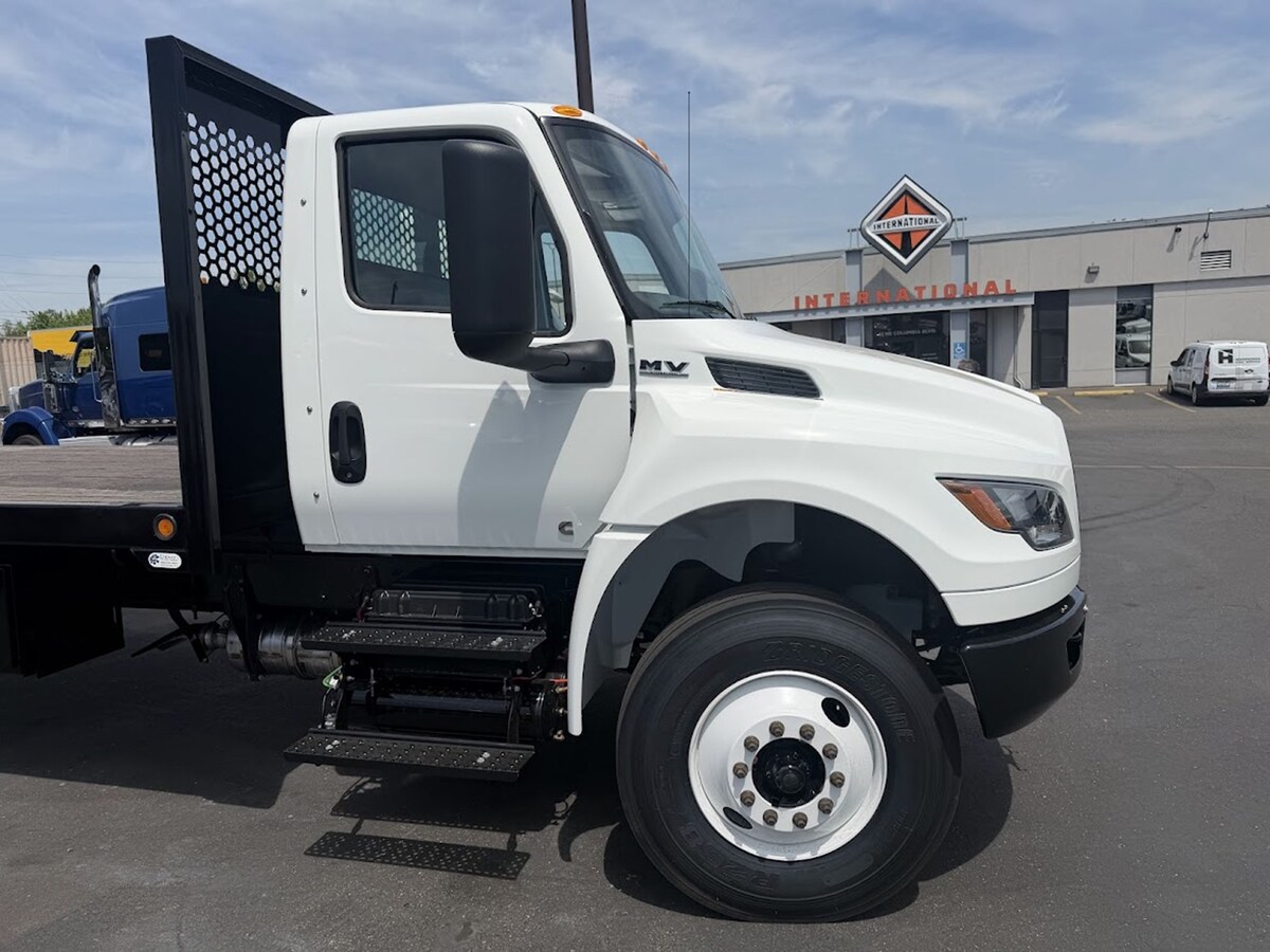 2025 International MV in Portland, OR — photo 8