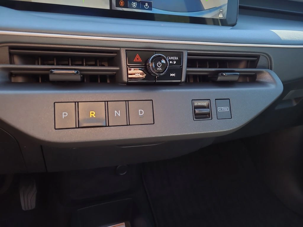 2026 Nissan LEAF SV+ - Photo 17