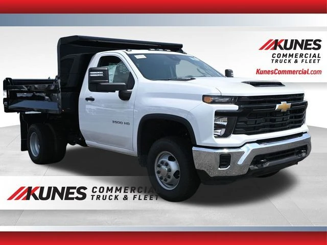 2025 Chevrolet Silverado 3500HD Work Truck's photo