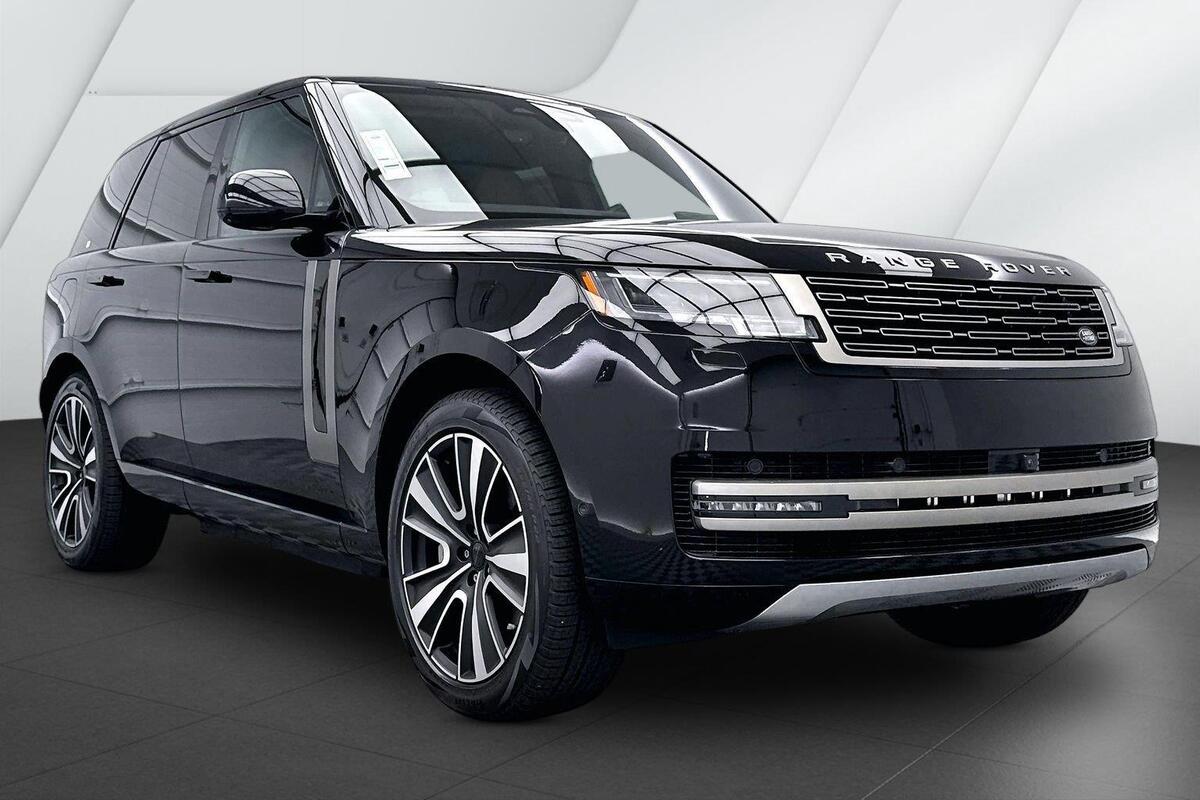 2026 Land Rover Range Rover SE
