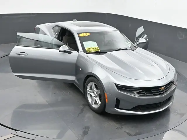 2023 Chevrolet Camaro 1LT photo 49