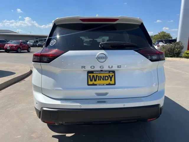 2026 Nissan Rogue SV photo 7