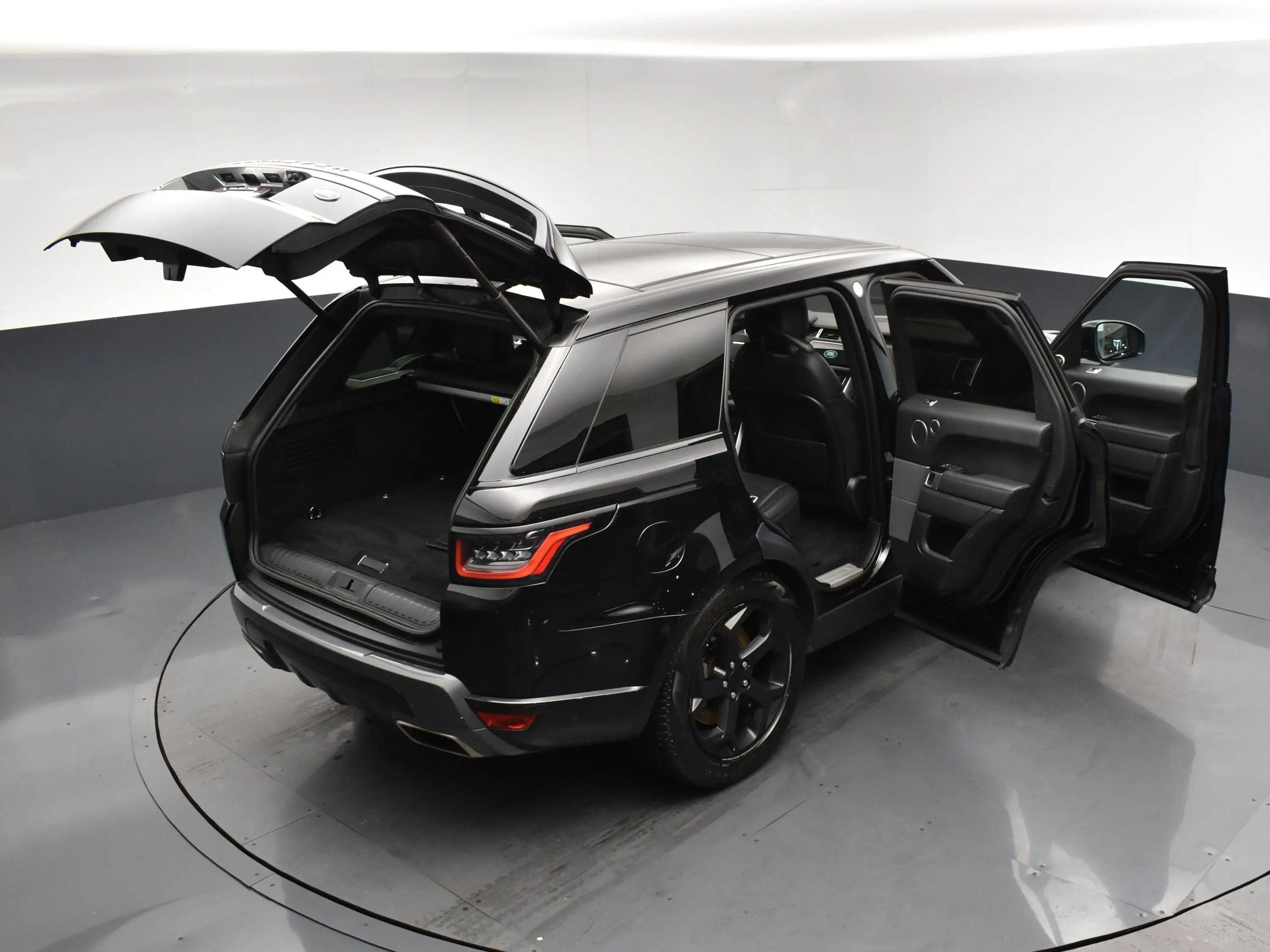 2020 Land Rover Range Rover Sport HSE photo 28