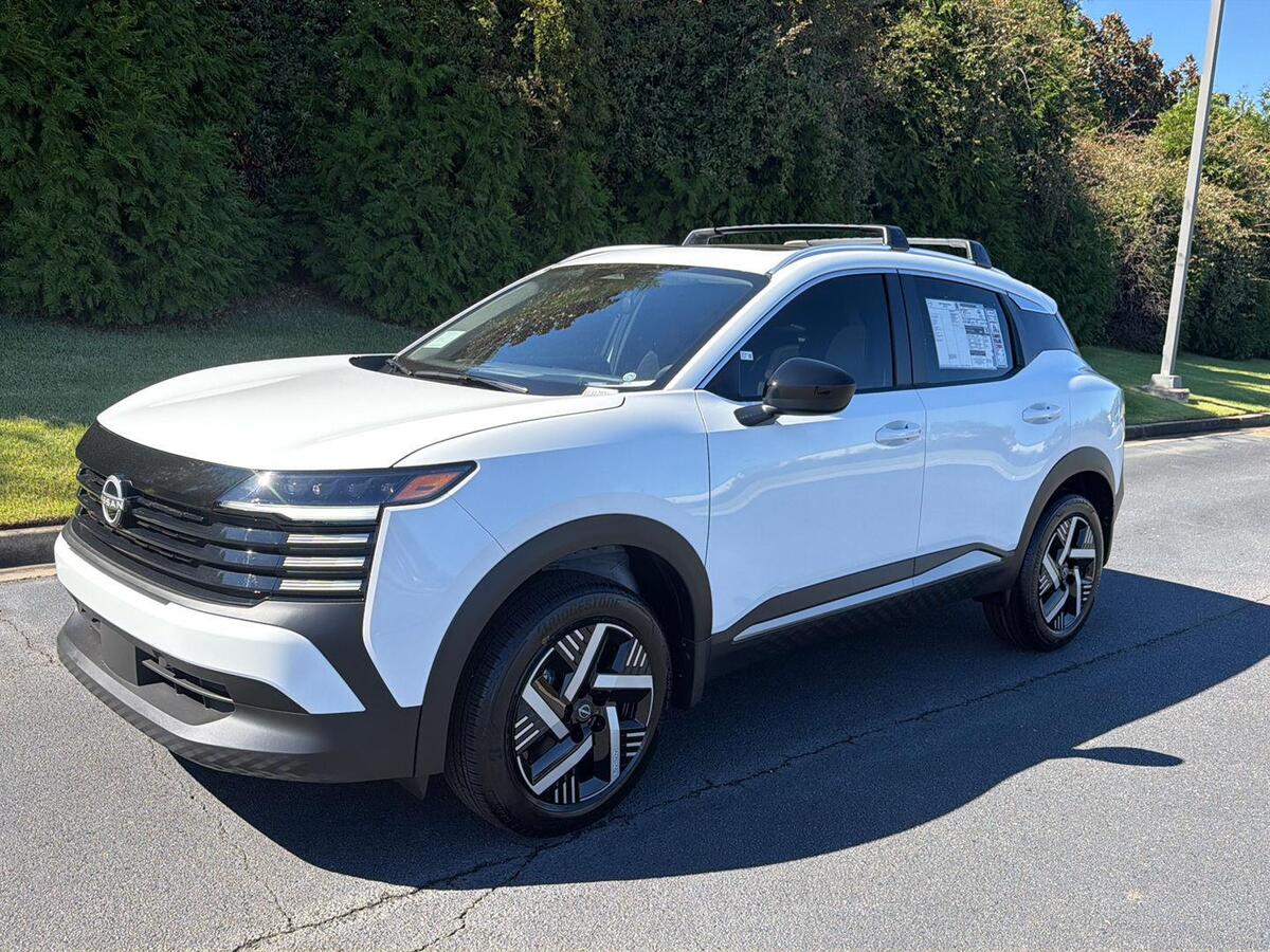 2027 Nissan Kicks SV