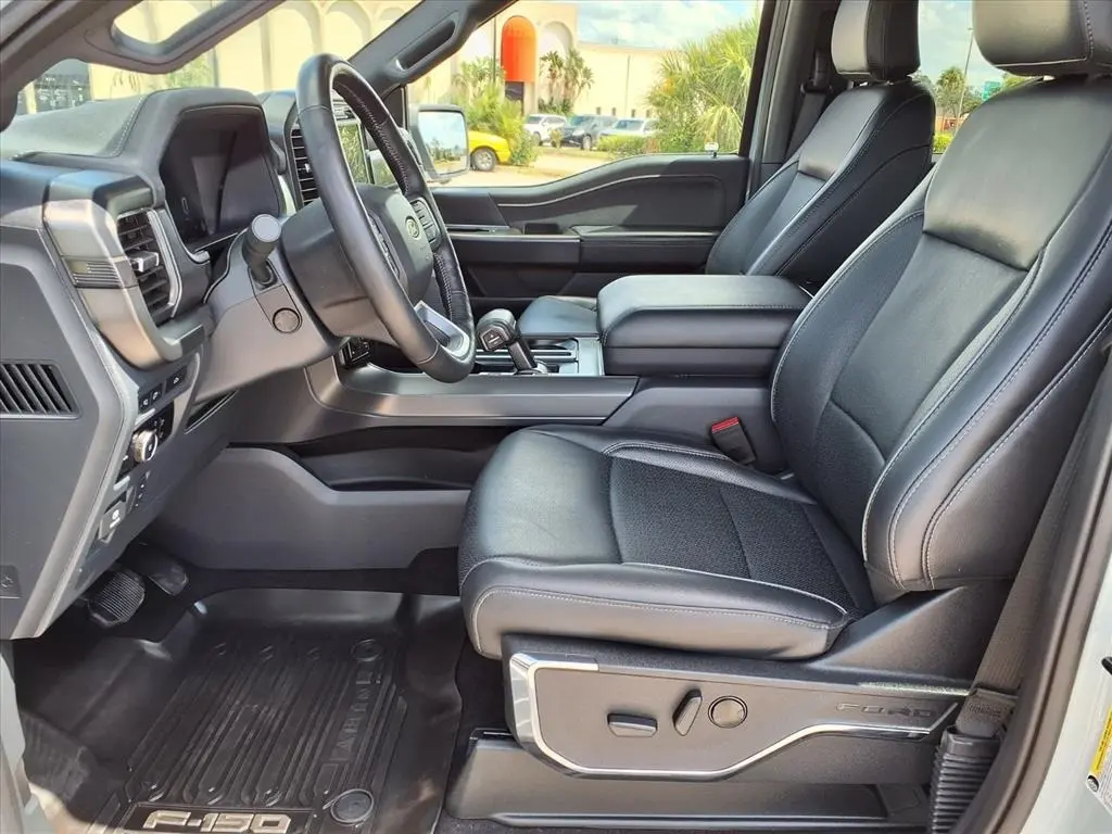 2024 Ford F-150 Lariat photo 22