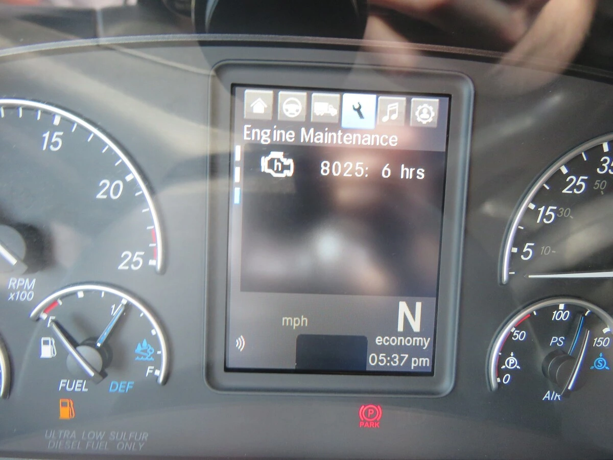 2023 Freightliner Cascadia - image 22