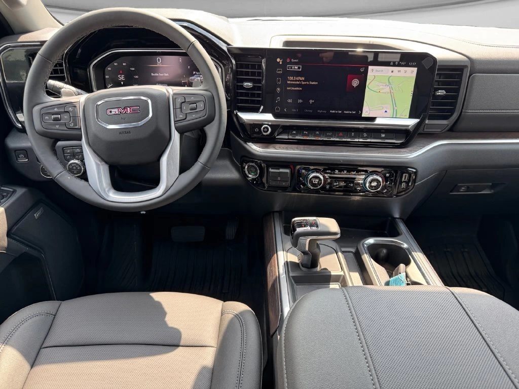 2026 GMC Sierra 1500 SLT - Photo 17