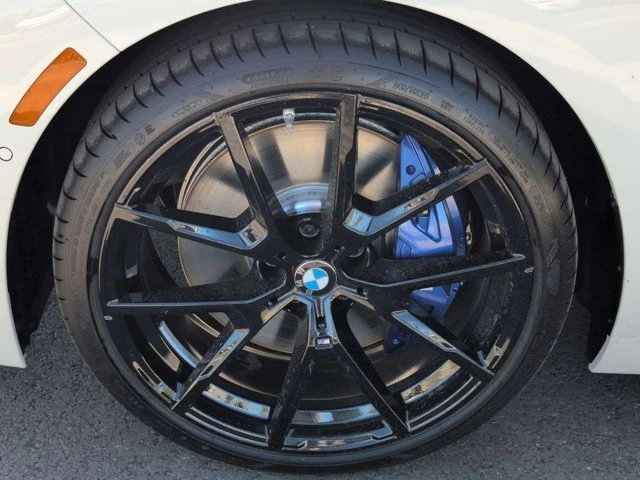 2026 BMW 8 Series 840i - Photo 22