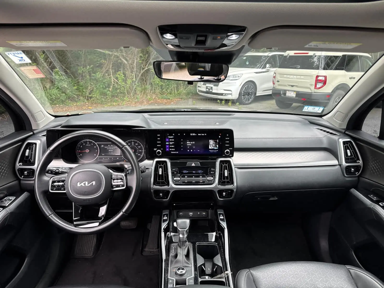 2022 Kia Sorento SX photo 28