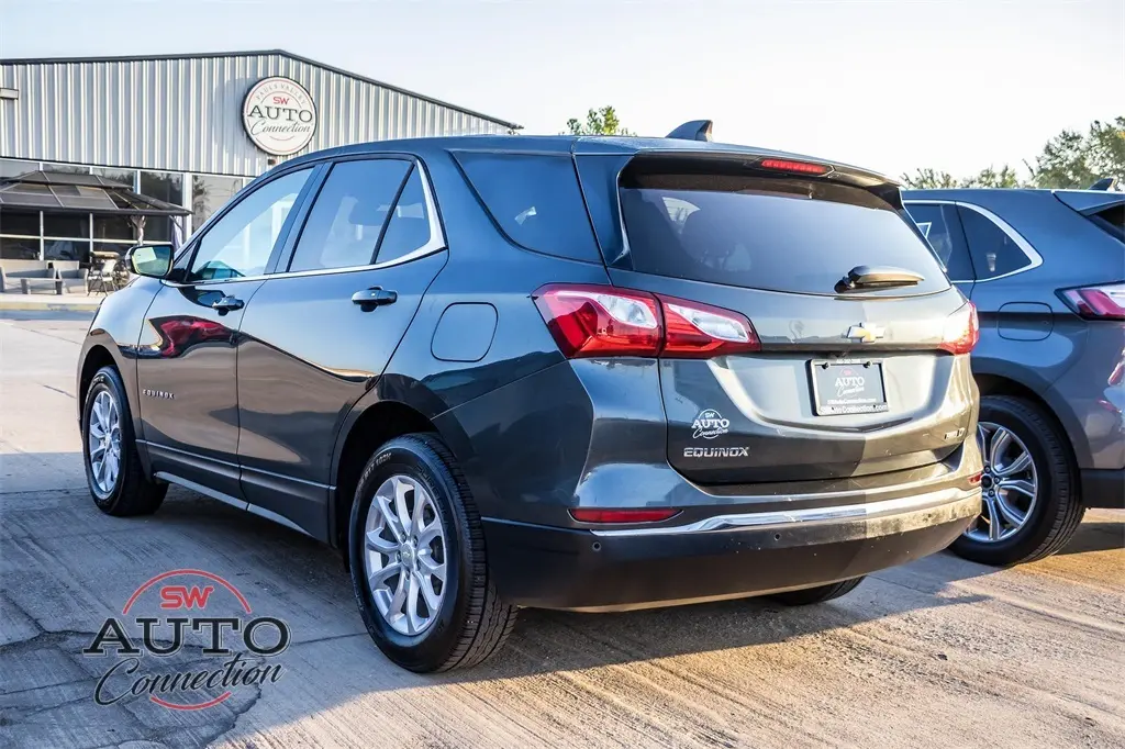 2019 Chevrolet Equinox LT photo 4