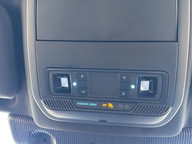 2025 Ford Explorer ST-Line - Photo 25