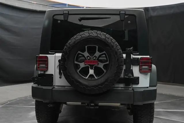 2015 Jeep Wrangler Unlimited Sport photo 12