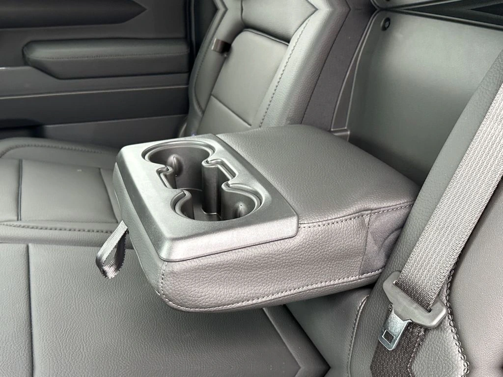 2026 GMC Sierra 3500HD Denali - Photo 42