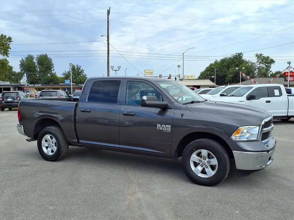 2023 Ram 1500 Classic SLT photo 17