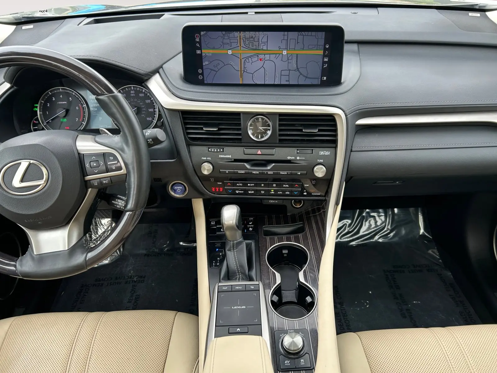 2022 Lexus RX 450h AWD Luxury photo 10