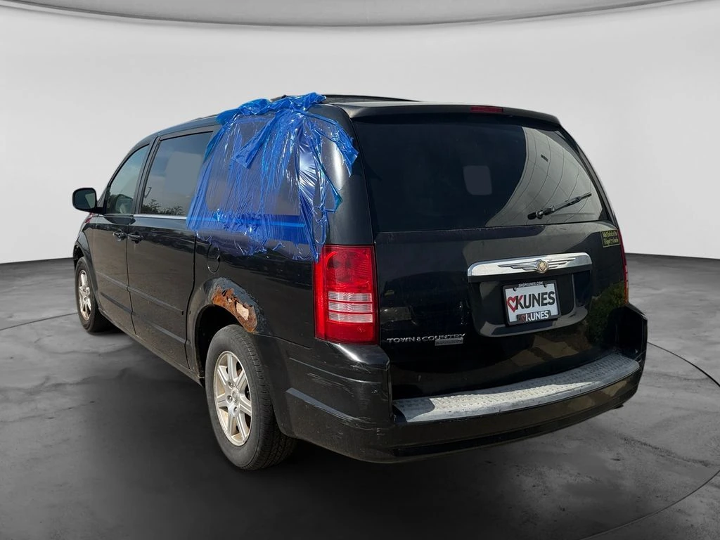 2008 Chrysler Town & Country Touring - Photo 7