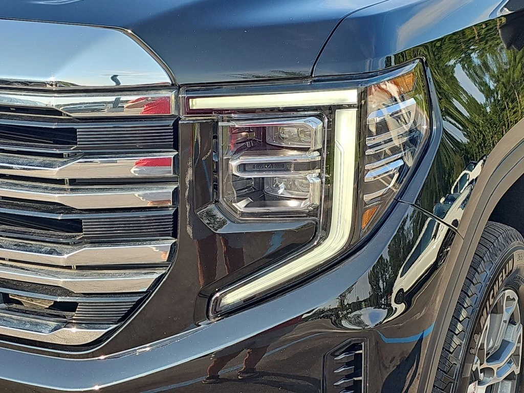 2024 GMC Sierra 1500 SLT - Photo 31