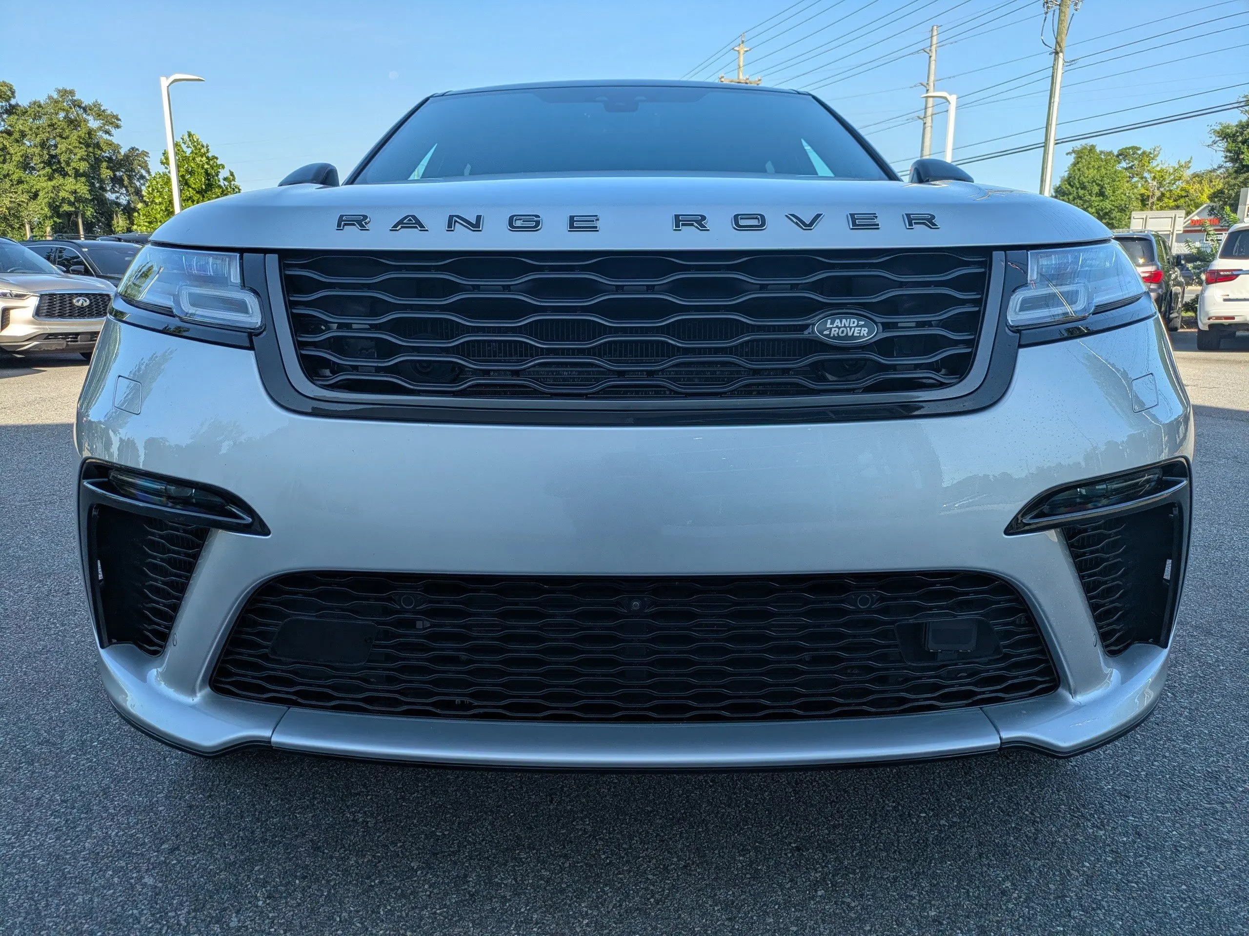2020 Land Rover Range Rover Velar SV Autobiography Dynamic photo 2