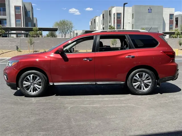 Used 2017 Nissan Pathfinder SL with VIN 5N1DR2MN7HC601145 for sale in Las Vegas, NV