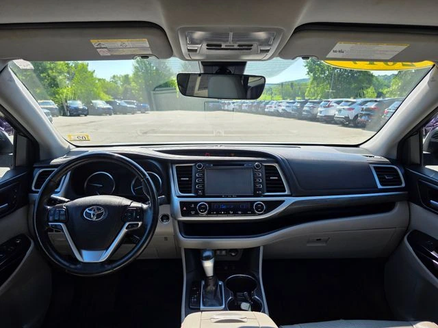 2017 Toyota Highlander Limited - Photo 20