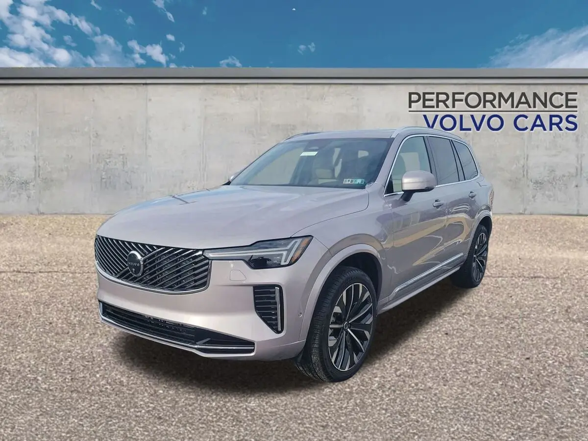 2026 Volvo XC90 Plus's photo