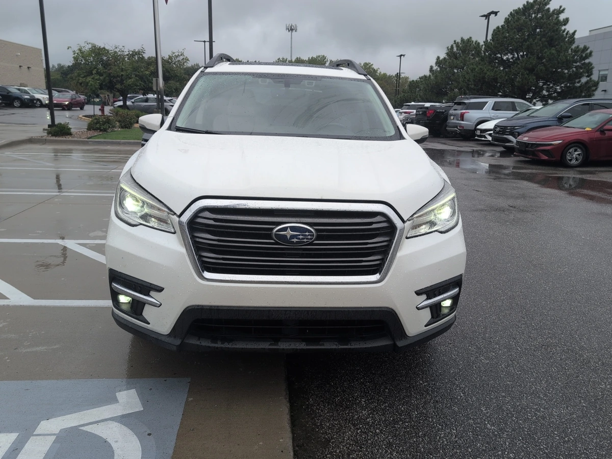 Used 2020 Subaru Ascent Limited with VIN 4S4WMALD6L3404471 for sale in Kansas City