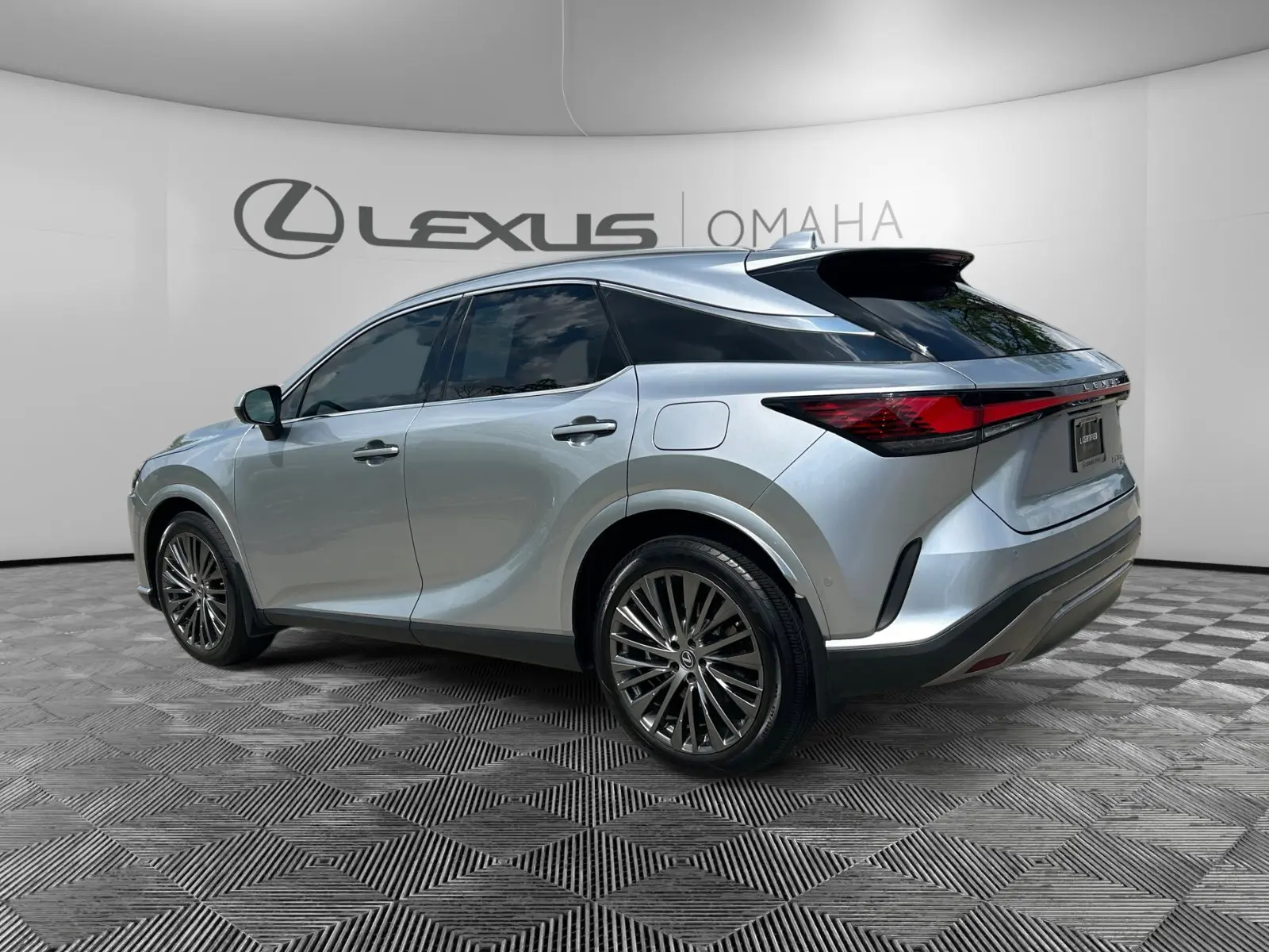 2023 Lexus RX 350h Luxury AWD photo 3