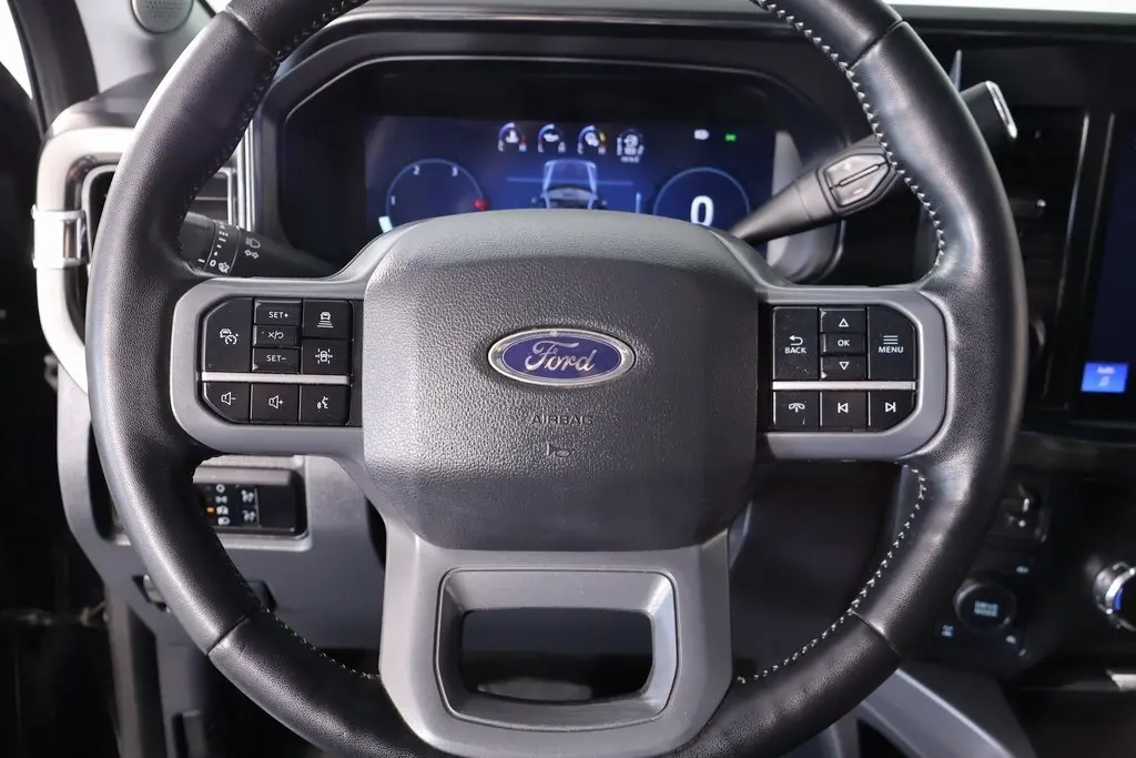 2024 Ford F-250 Lariat photo 3