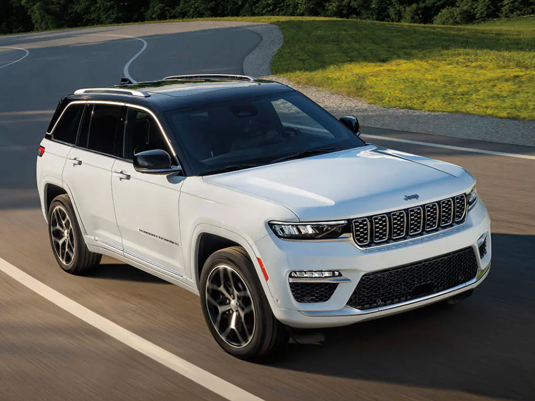 2024 Jeep Compass vs 2024 Jeep Grand Cherokee