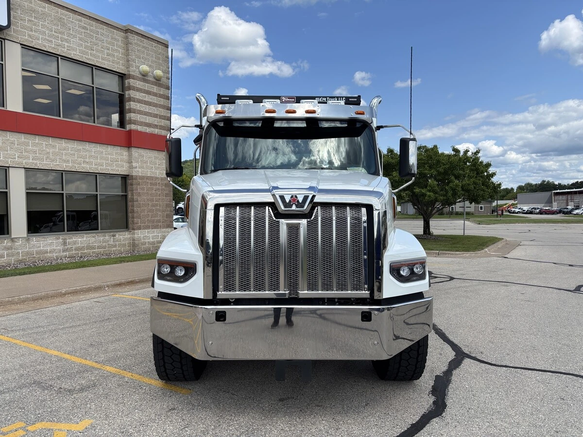 2026 Western Star 49X in La Crosse, WI — photo 2