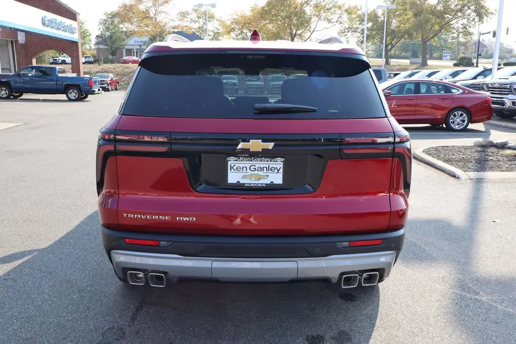 2026 Chevrolet Traverse 2LT photo 31
