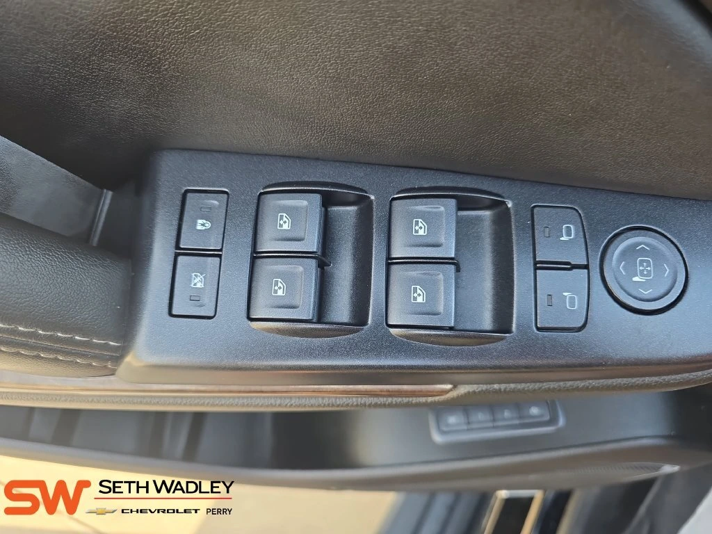2019 Chevrolet Suburban LT - Photo 29