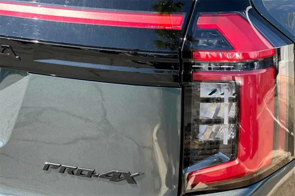 2026 Nissan Armada photo 25