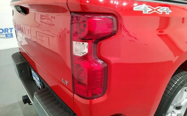 2022 Chevrolet Silverado 1500 LT - Photo 8