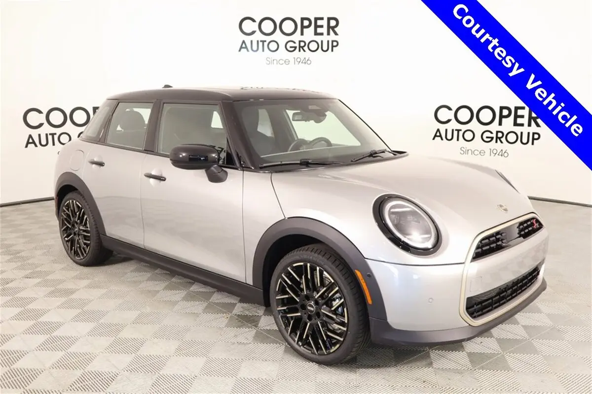 2025 MINI Hardtop 4 Door S's photo