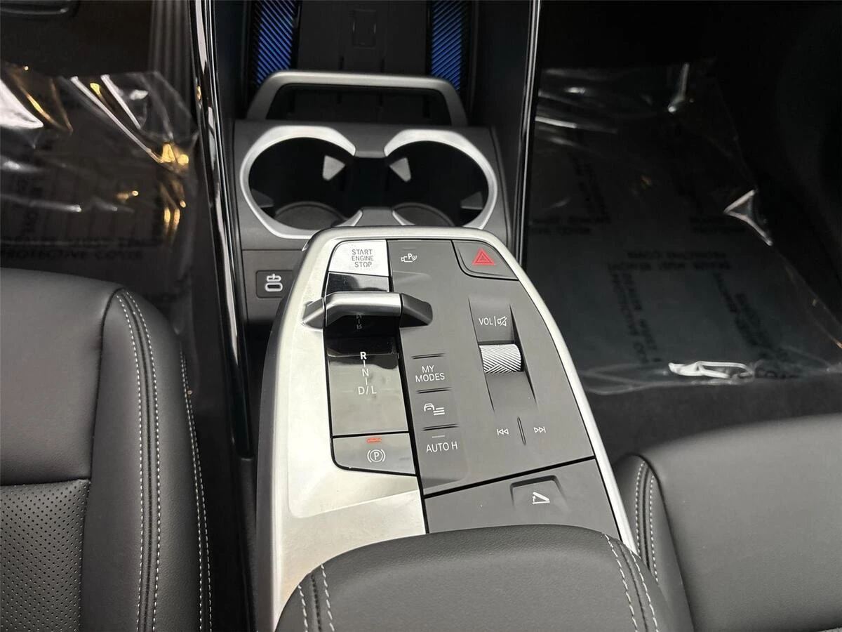 2025 BMW X1 28i - Photo 23