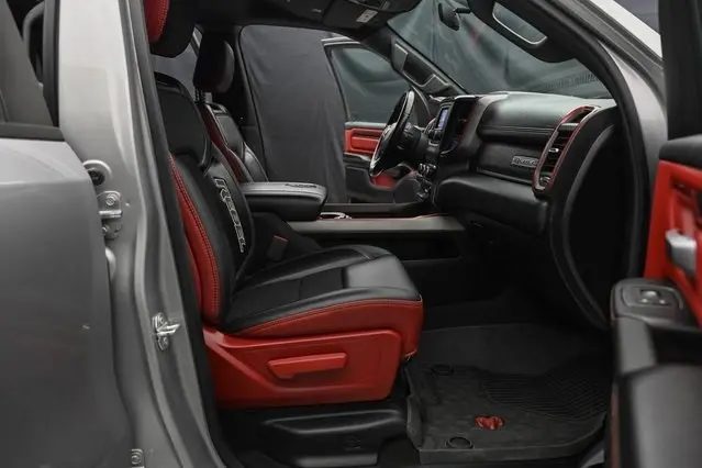 2019 Ram 1500 Rebel photo 14