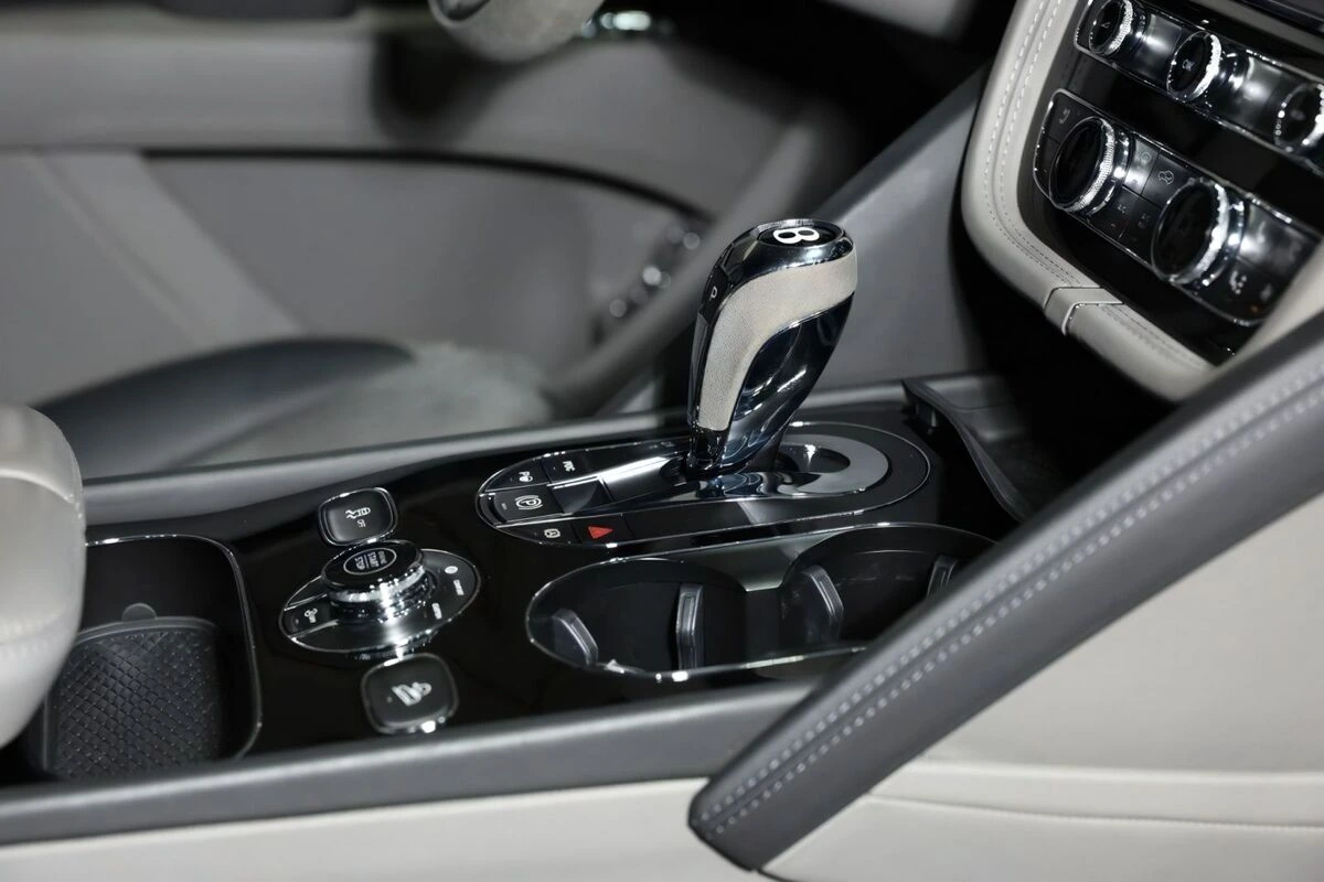 2022 Bentley Bentayga S - Photo 40
