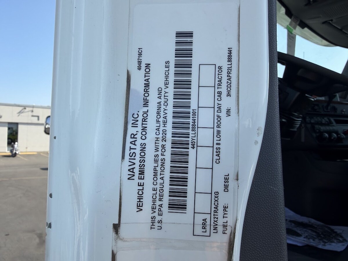 2020 International LT in Pasco, WA — photo 5