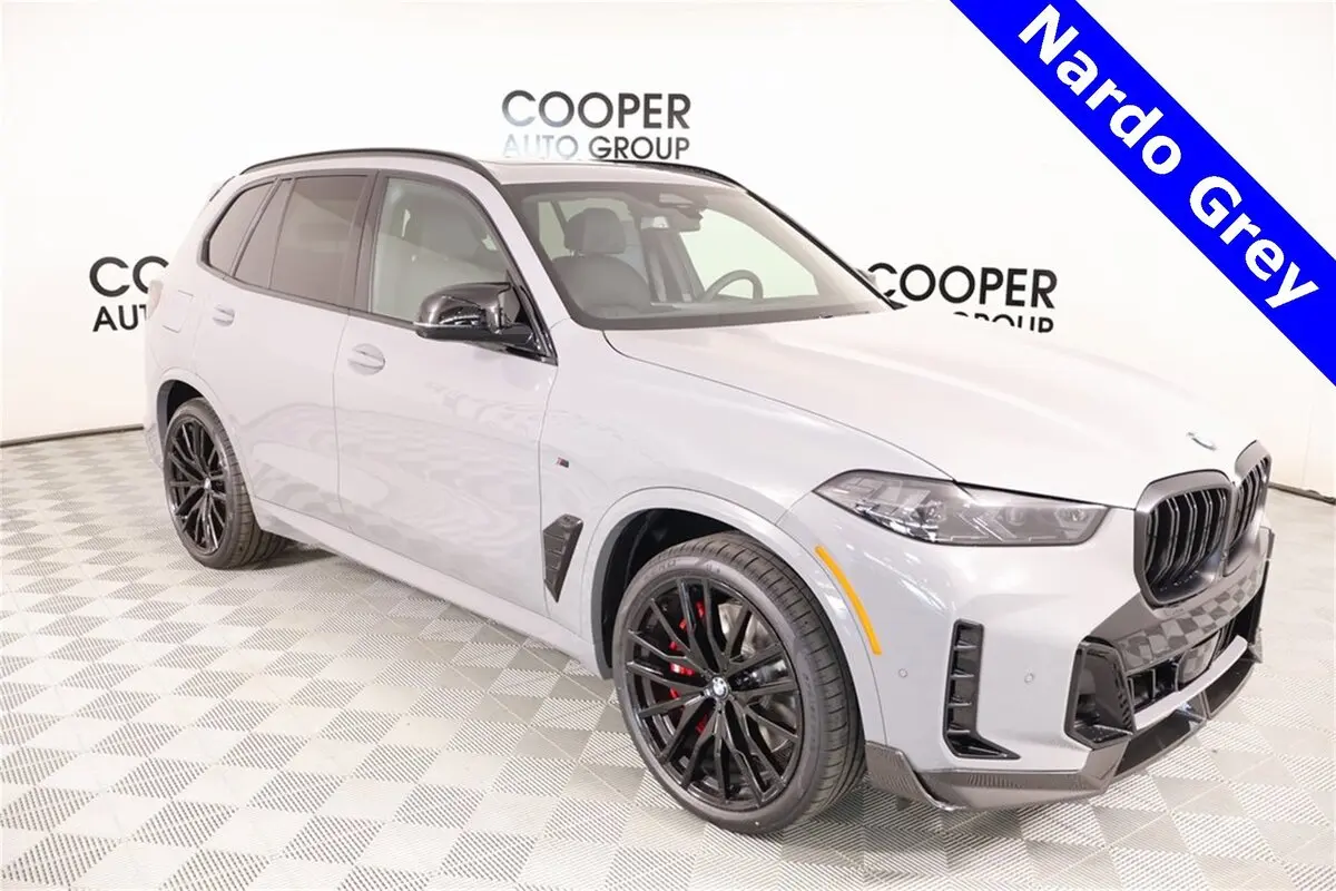 2026 BMW X5 M60i's photo