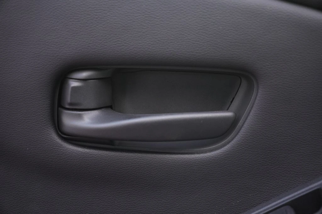 2026 Nissan Frontier SV - Photo 9