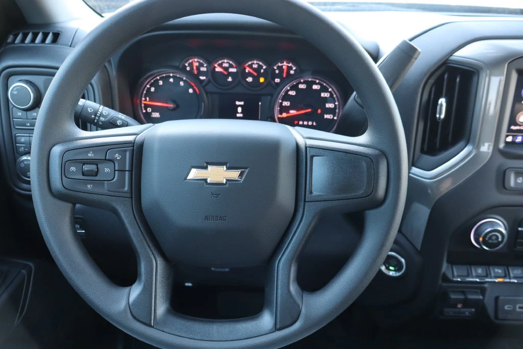 2026 Chevrolet Silverado 2500 HD Custom - Photo 8