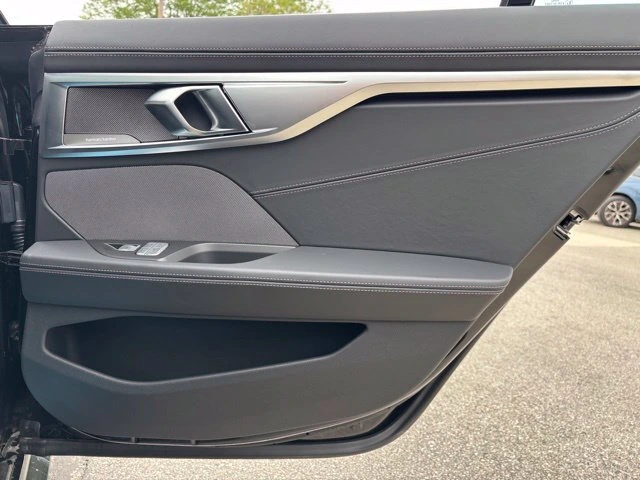 2026 BMW 8 Series 840i - Photo 28
