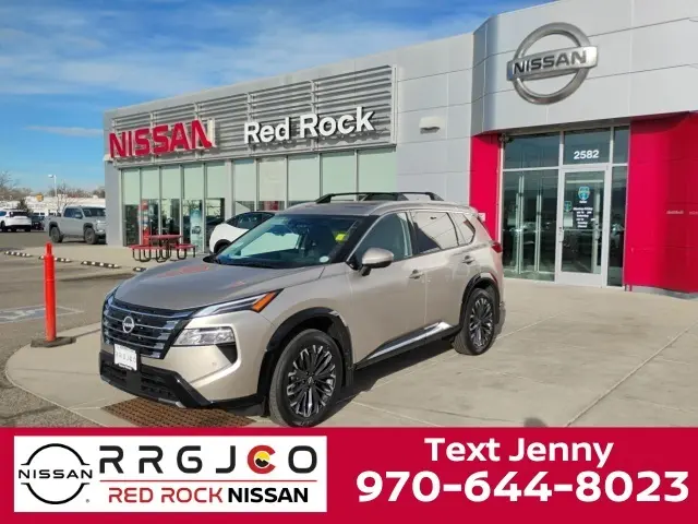 2026 Nissan Rogue Platinum's photo