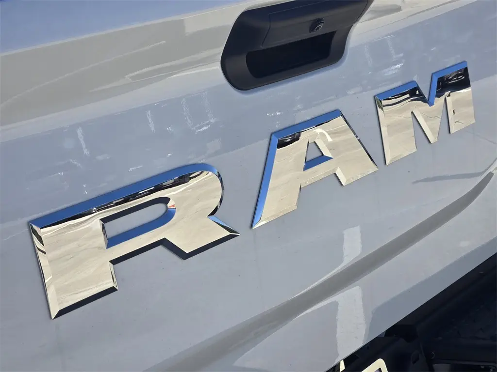 2026 Ram 2500 Tradesman photo 7