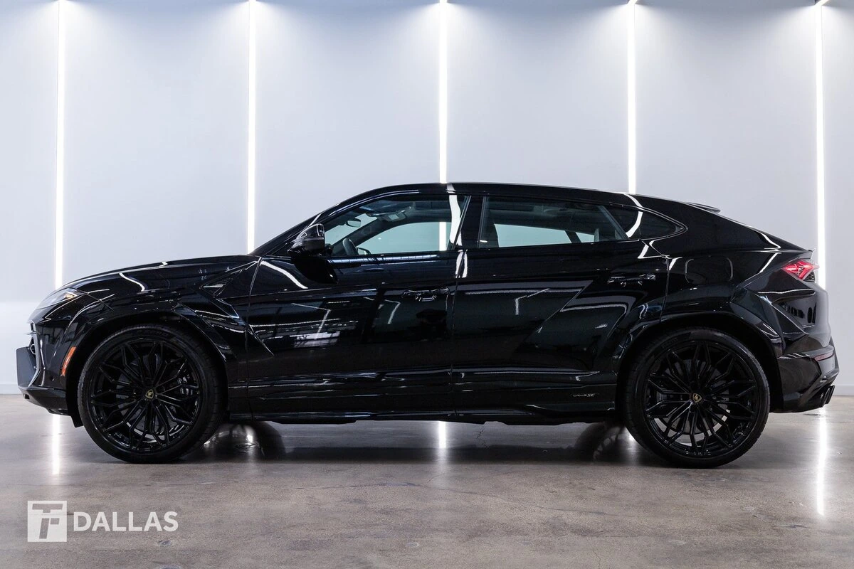 2026 Lamborghini Urus
