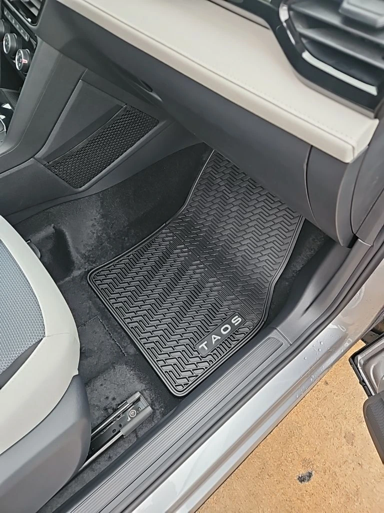 2026 Volkswagen Taos S - Photo 14